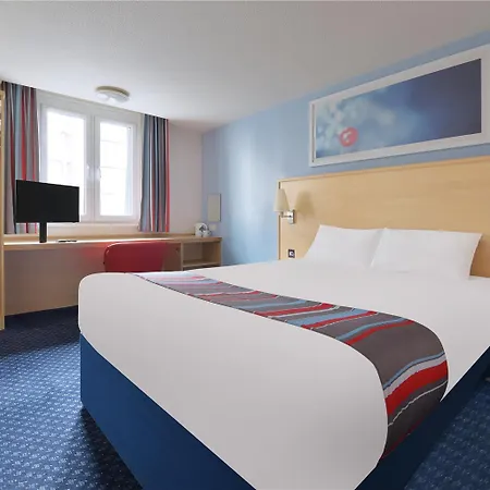 Travelodge Todhills Otel 3*