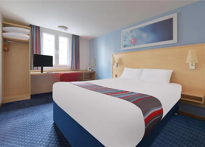 Travelodge Todhills Hotel 3*